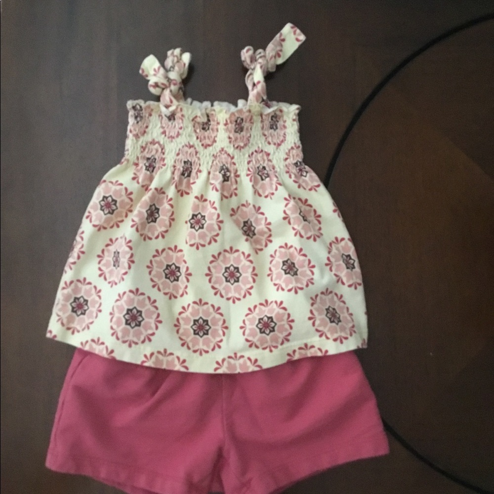 Tea collection shirt short outfit EUC